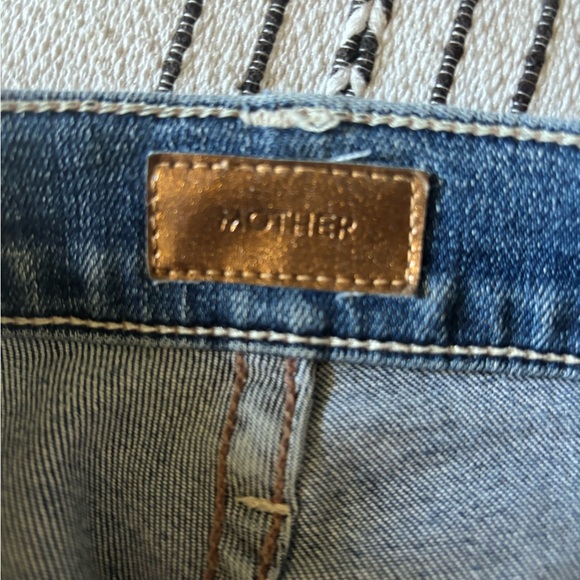 Mother Jeans Insider Crop Step Chew Light Wash Distressed Ankle Flare Size 25 - Picture 3 of 5